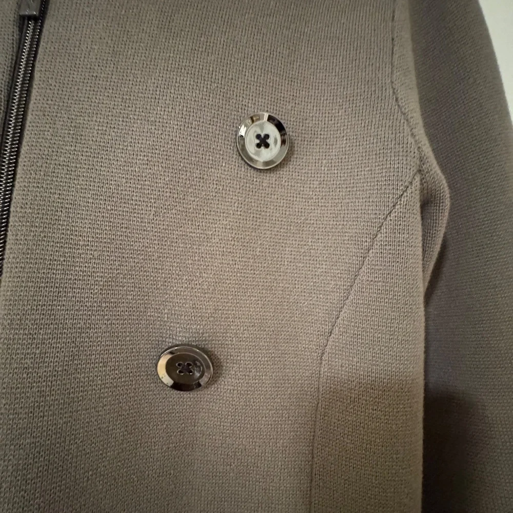 EUROPEAN-DESIGNED TAUPE-GRAY & BLACK HOODIE/CARDIGAN—Size 4 - Picture 6 of 12